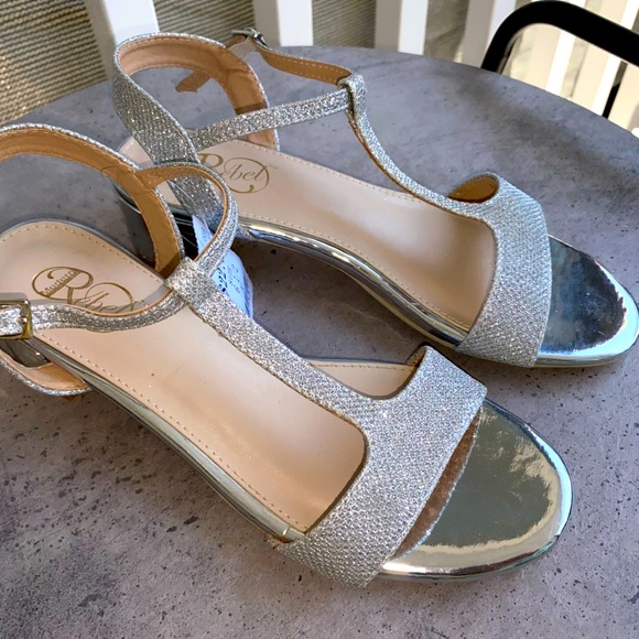 Rebel Wedge - Picture 11 of 14